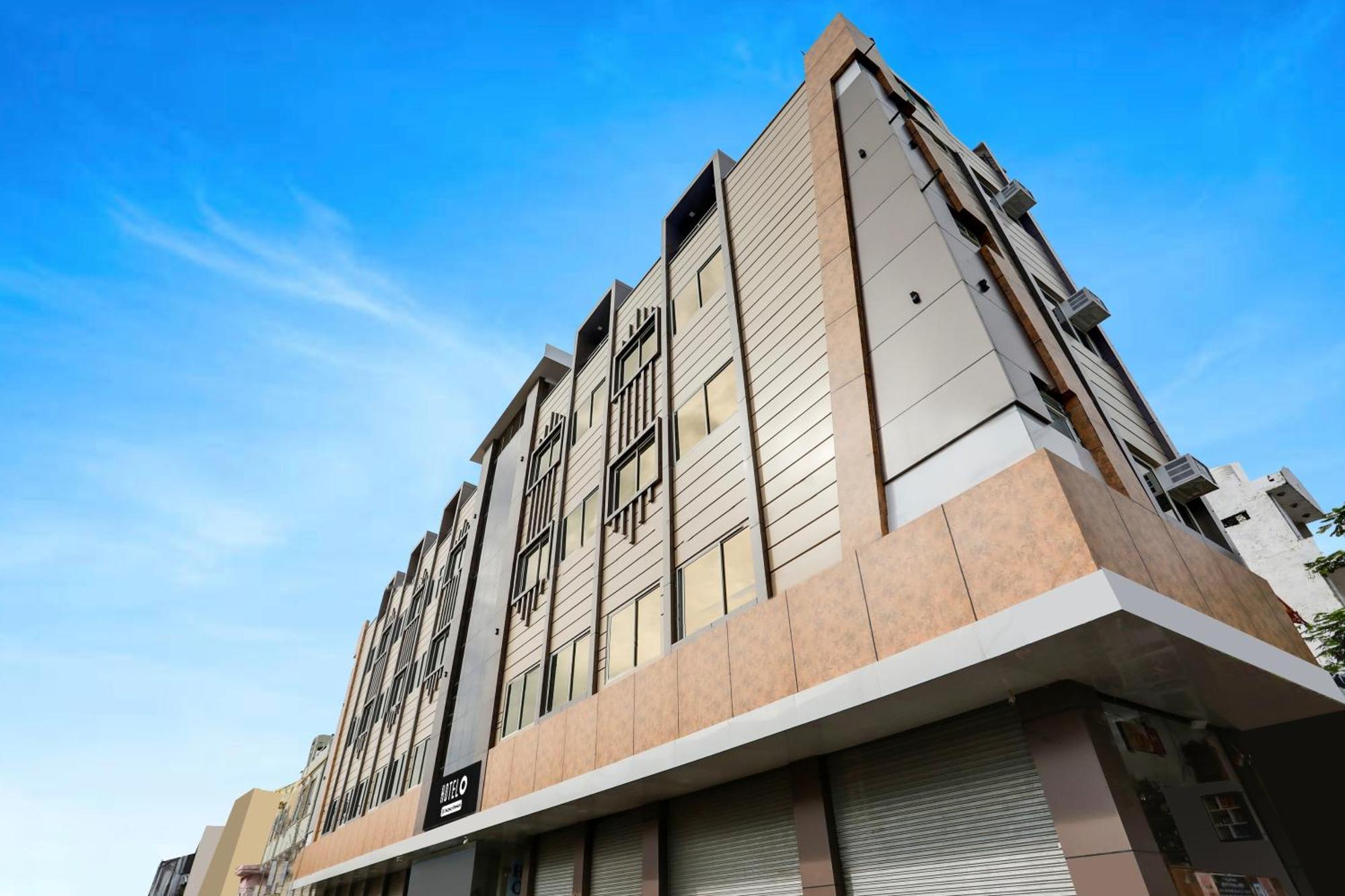 Super Hotel O Kota Near Railway Station Formerly Aagam Inn Tirath 外观 照片